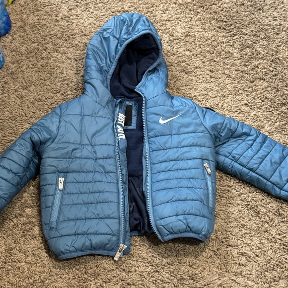 Nike Kids Light Blue Hooded Puffer Jacket - Picture 12 of 12